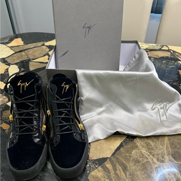 Making room - Picture 1 of 1